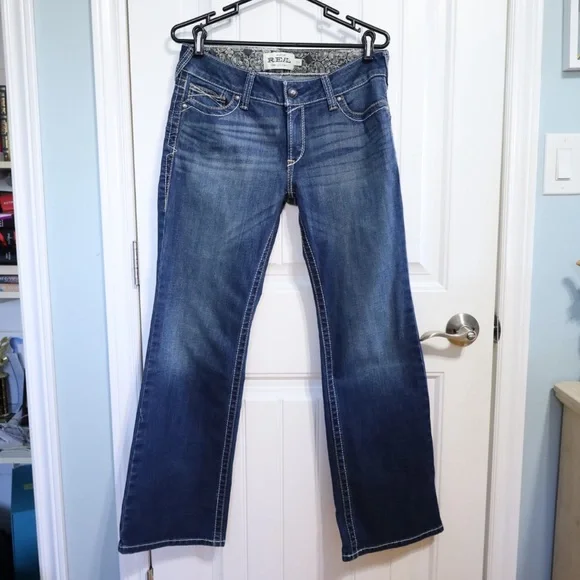 Ariat R.E.A.L. Mid Rise Stretch Whipstitch Boot Cut Jean Ocean (Medium Wash) 31 - Picture 2 of 12